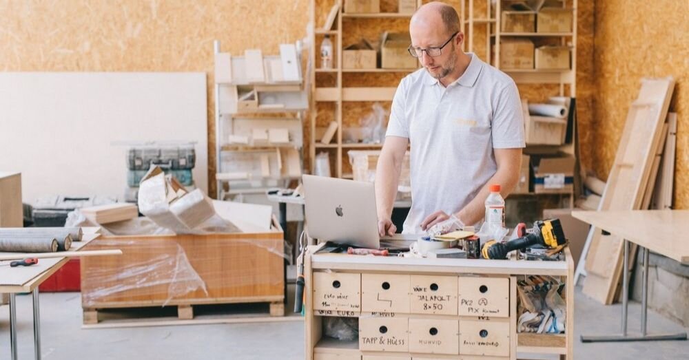 Free up your time by ditching your inventory Excel sheet.