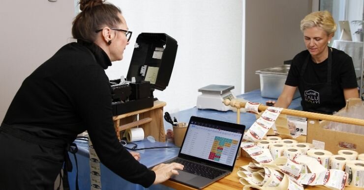 Product traceability systems allow you to easily locate your products along your distribution chain.