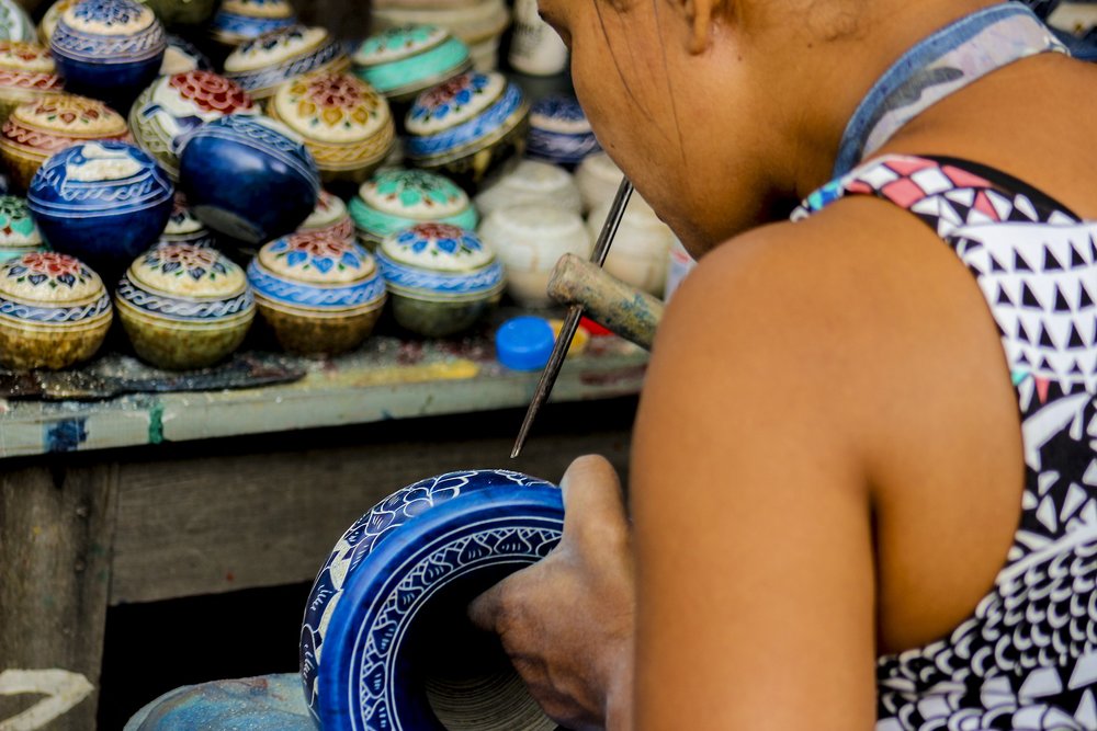 Selling in person gives your Shopify store the opportunity to make the connection that many consumers are craving for. The problem comes when making sure that you are still running your workshop efficiently in the background, and that’s where good Shopify POS inventory management comes in.