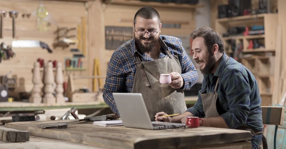 Growing manufacturers need to be extra careful their processes are managed and scheduled efficiently. Manufacturing lead times on their products gives them the overview they need to get products to customers on time… because every minute counts.