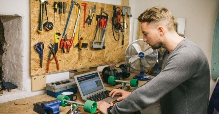 Modern manufacturers like “Mogul” know that implementing mass customization strategies is incredibly difficult without the right software and tools. Otherwise planning production and tracking material inventory becomes more pain than its worth.
