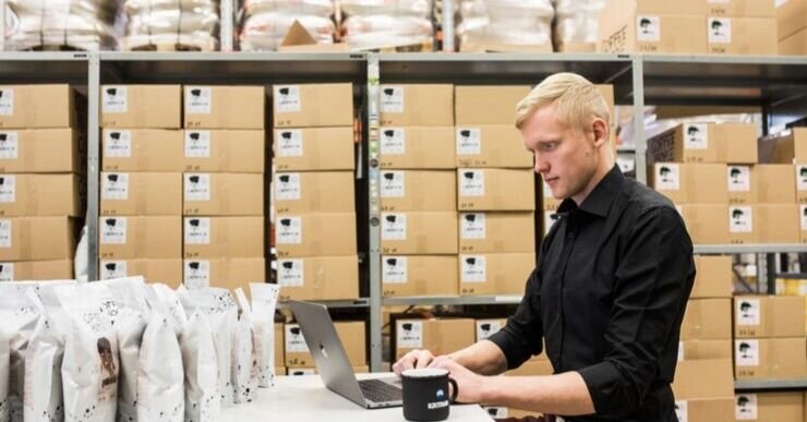 Manage your orders and inventory properly so that you can attain the optimal outsourcing fulfillment.
