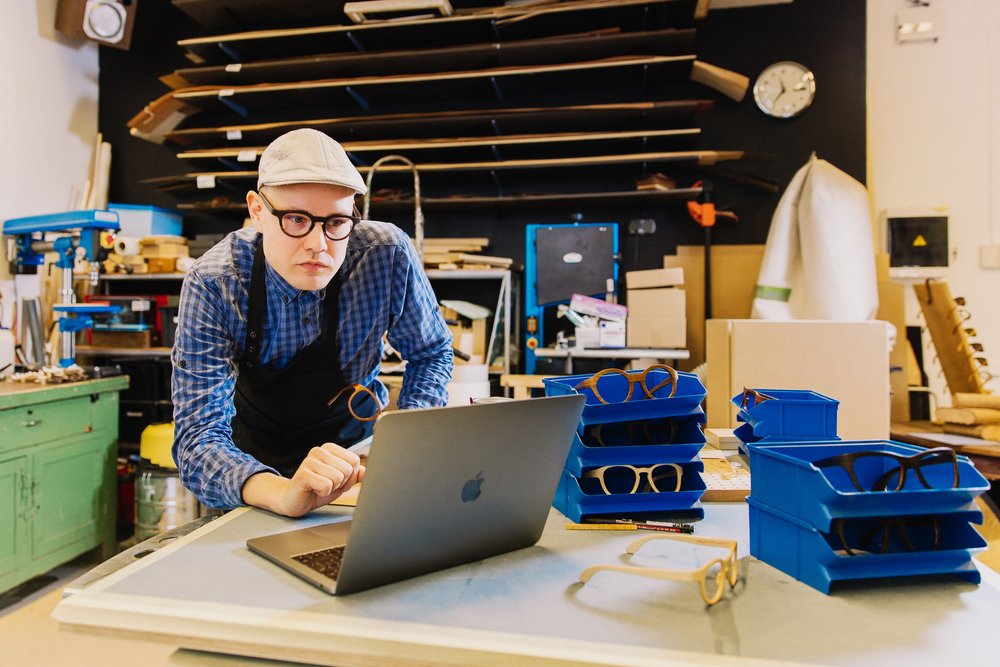 Modern manufacturers like the guys at “Framed” know that focussing on their WIP manufacturing allows them to identify where their production processes are falling short. Just make sure that you include accurate labor and overhead costs so that you can make the most of this metric.